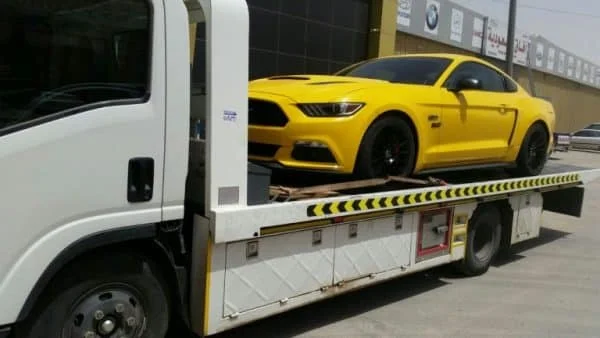 سطحة في جدة لنقل السيارات داخل المدينة بأمان